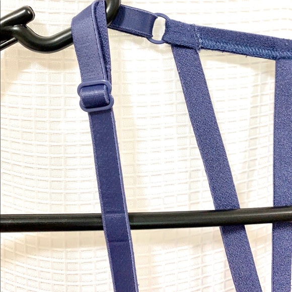 Victoria’s Secret Pink Push-Up Bra Size 34C - Picture 5 of 8